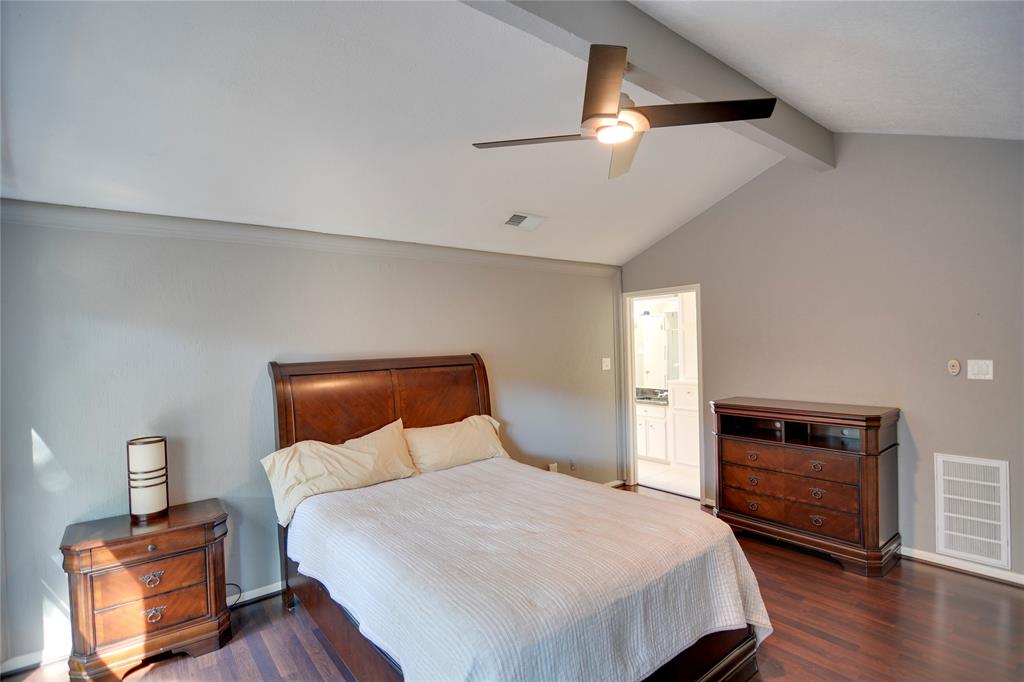 12155 2 Piping Rock Drive, Houston, Texas 77077, 4 Bedrooms Bedrooms, 16 Rooms Rooms,3 BathroomsBathrooms,Single-family,For Sale,Piping Rock,55980718