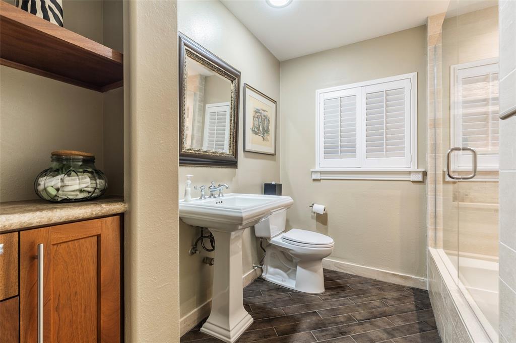 3115 2 Conway Street, Houston, Texas 77025, 5 Bedrooms Bedrooms, 17 Rooms Rooms,3 BathroomsBathrooms,Single-family,For Sale,Conway,59204090