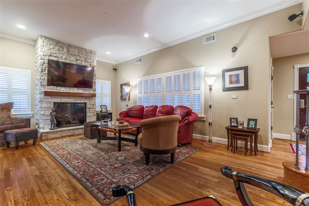 3115 2 Conway Street, Houston, Texas 77025, 5 Bedrooms Bedrooms, 17 Rooms Rooms,3 BathroomsBathrooms,Single-family,For Sale,Conway,59204090