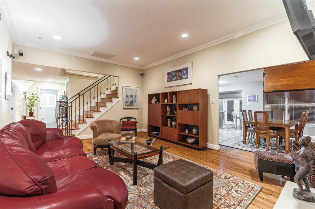 3115 2 Conway Street, Houston, Texas 77025, 5 Bedrooms Bedrooms, 17 Rooms Rooms,3 BathroomsBathrooms,Single-family,For Sale,Conway,59204090
