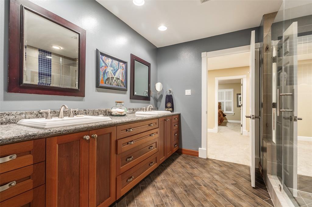 3115 2 Conway Street, Houston, Texas 77025, 5 Bedrooms Bedrooms, 17 Rooms Rooms,3 BathroomsBathrooms,Single-family,For Sale,Conway,59204090