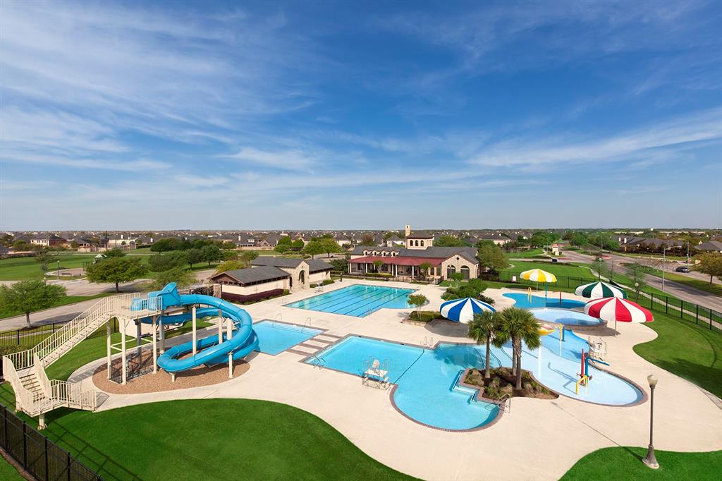 20307 1 Laila Manor Lane, Richmond, Texas 77407, 4 Bedrooms Bedrooms, 7 Rooms Rooms,3 BathroomsBathrooms,Single-family,For Sale,Laila Manor,53731634