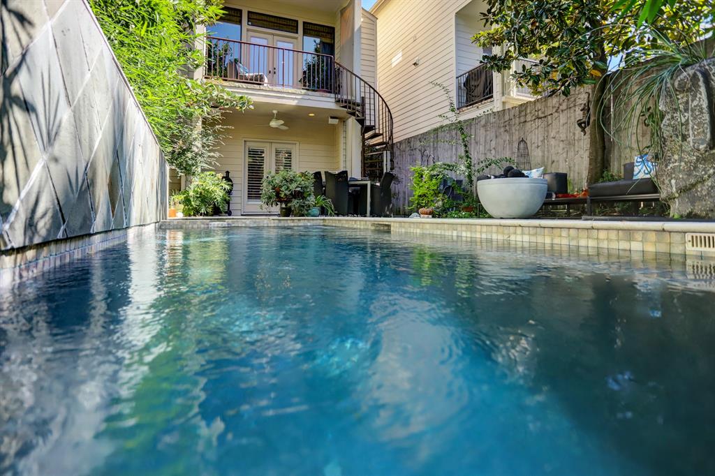 411 3 Reinicke Street, Houston, Texas 77007, 3 Bedrooms Bedrooms, 7 Rooms Rooms,3 BathroomsBathrooms,Single-family,For Sale,Reinicke,52481905