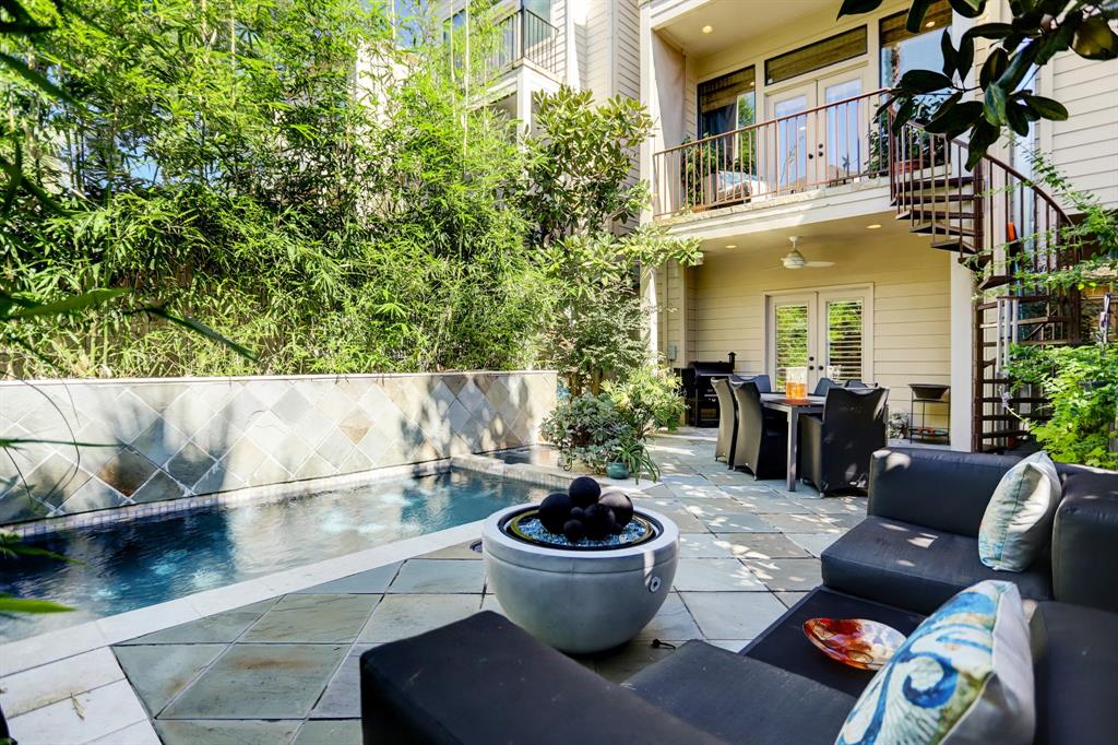 411 3 Reinicke Street, Houston, Texas 77007, 3 Bedrooms Bedrooms, 7 Rooms Rooms,3 BathroomsBathrooms,Single-family,For Sale,Reinicke,52481905