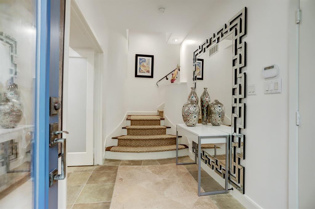 411 3 Reinicke Street, Houston, Texas 77007, 3 Bedrooms Bedrooms, 7 Rooms Rooms,3 BathroomsBathrooms,Single-family,For Sale,Reinicke,52481905