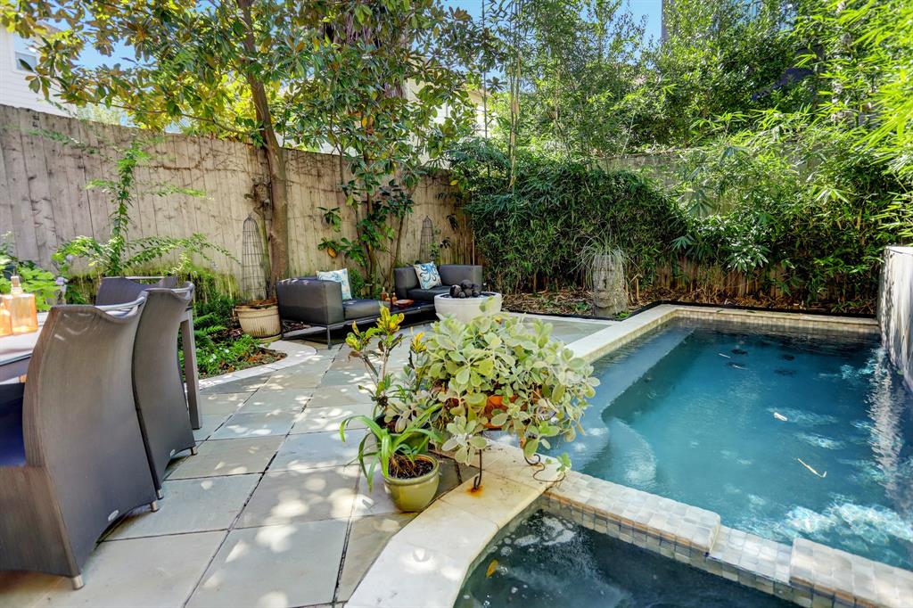 411 3 Reinicke Street, Houston, Texas 77007, 3 Bedrooms Bedrooms, 7 Rooms Rooms,3 BathroomsBathrooms,Single-family,For Sale,Reinicke,52481905