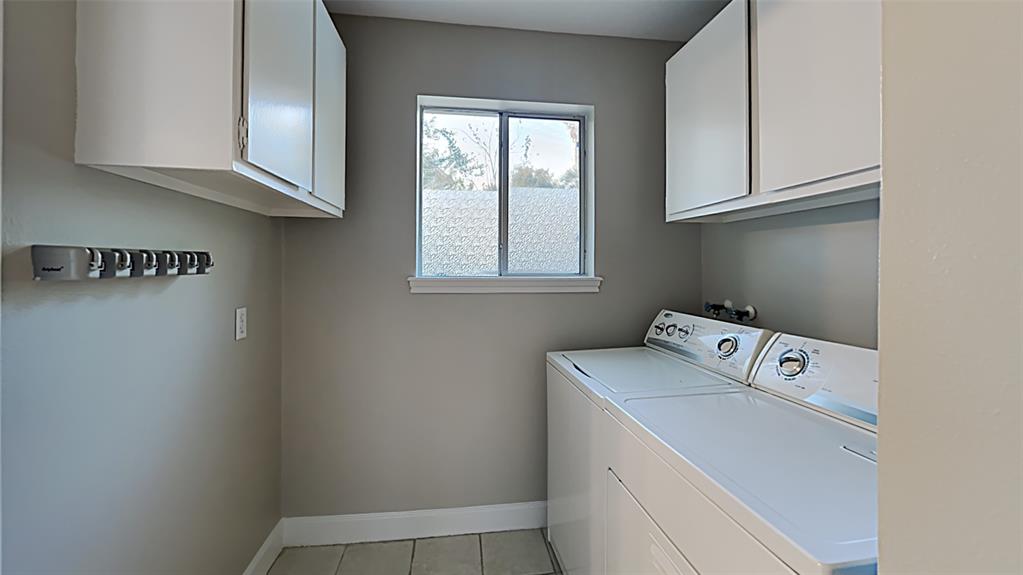 11306 1 Briar Rose Drive, Houston, Texas 77077, 4 Bedrooms Bedrooms, 4 Rooms Rooms,2 BathroomsBathrooms,Single-family,For Sale,Briar Rose,77997286