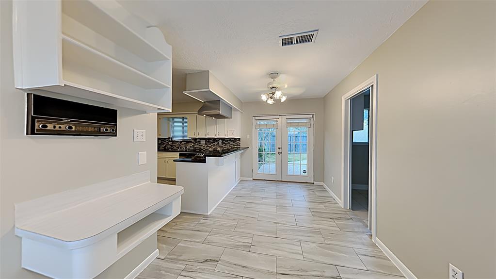 11306 1 Briar Rose Drive, Houston, Texas 77077, 4 Bedrooms Bedrooms, 4 Rooms Rooms,2 BathroomsBathrooms,Single-family,For Sale,Briar Rose,77997286