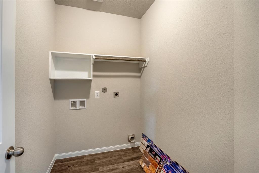 24714 2 Bastiani Canvas Court, Katy, Texas 77493, 4 Bedrooms Bedrooms, 9 Rooms Rooms,2 BathroomsBathrooms,Single-family,For Sale,Bastiani Canvas,65314869