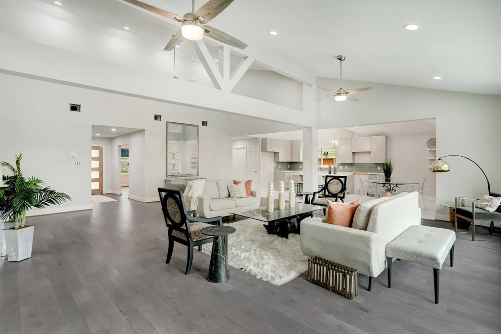 5123 1 Birdwood Road, Houston, Texas 77096, 4 Bedrooms Bedrooms, 6 Rooms Rooms,3 BathroomsBathrooms,Single-family,For Sale,Birdwood,77604895