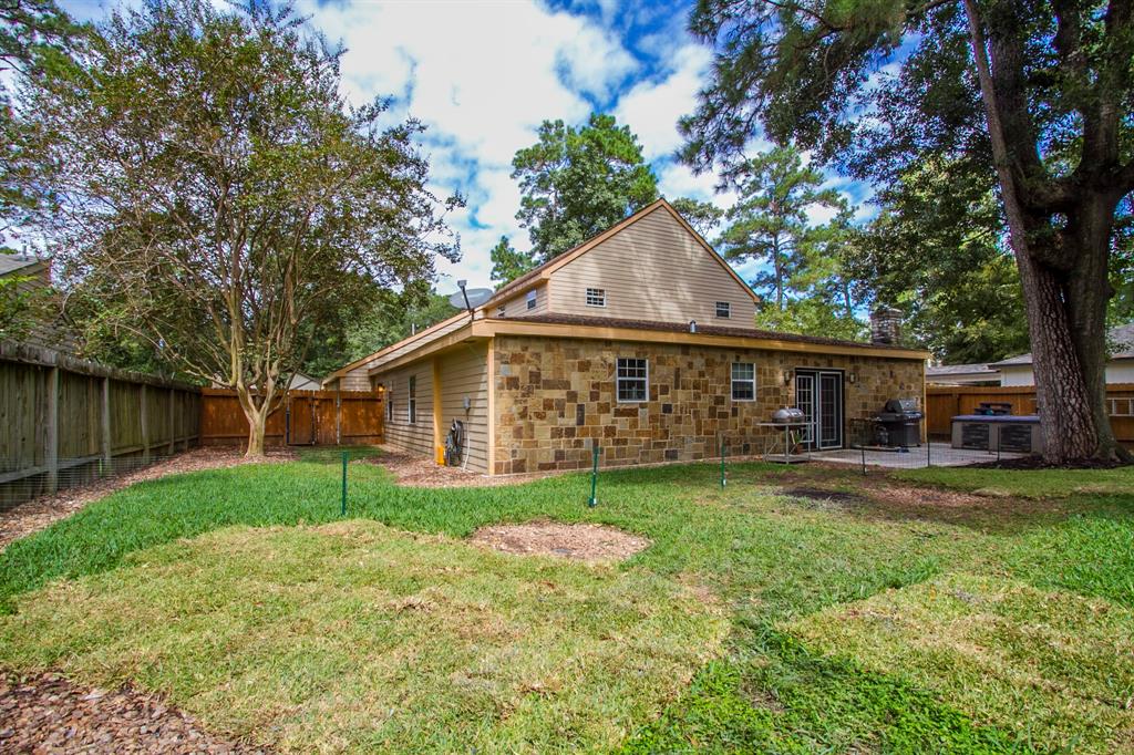 14914 2 Forest Lodge Drive, Houston, Texas 77070, 4 Bedrooms Bedrooms, 10 Rooms Rooms,4 BathroomsBathrooms,Single-family,For Sale,Forest Lodge,70277666