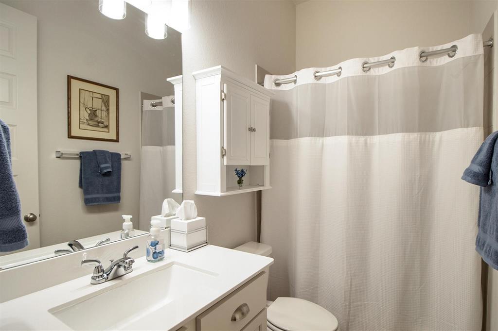 423 1 Callery Pear Court, Conroe, Texas 77304, 4 Bedrooms Bedrooms, 9 Rooms Rooms,3 BathroomsBathrooms,Single-family,For Sale,Callery Pear,70996943