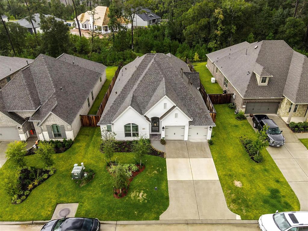 423 1 Callery Pear Court, Conroe, Texas 77304, 4 Bedrooms Bedrooms, 9 Rooms Rooms,3 BathroomsBathrooms,Single-family,For Sale,Callery Pear,70996943