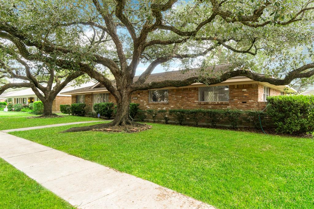 5338 1 Rutherglenn Drive, Houston, Texas 77096, 3 Bedrooms Bedrooms, 3 Rooms Rooms,2 BathroomsBathrooms,Single-family,For Sale,Rutherglenn,50061037