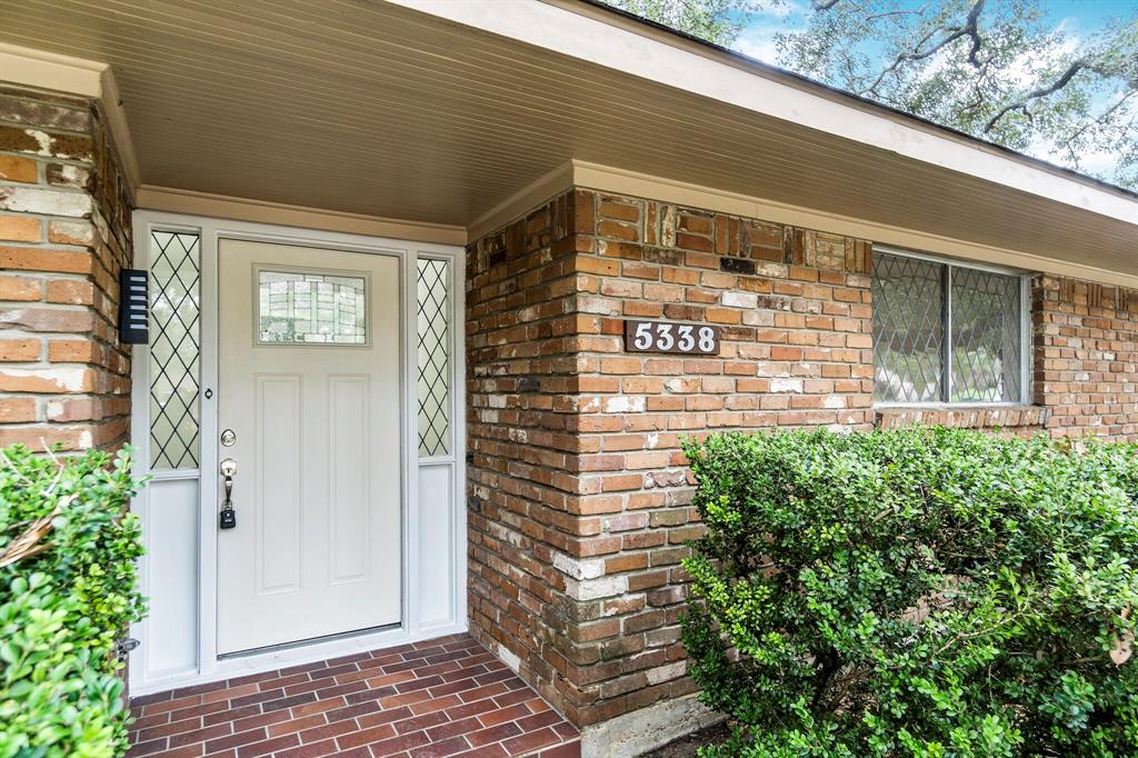 5338 1 Rutherglenn Drive, Houston, Texas 77096, 3 Bedrooms Bedrooms, 3 Rooms Rooms,2 BathroomsBathrooms,Single-family,For Sale,Rutherglenn,50061037