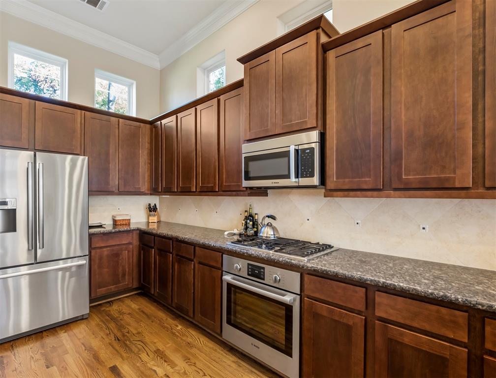 1814 3 Wrenwood Lakes, Houston, Texas 77043, 3 Bedrooms Bedrooms, 9 Rooms Rooms,3 BathroomsBathrooms,Single-family,For Sale,Wrenwood,55870805