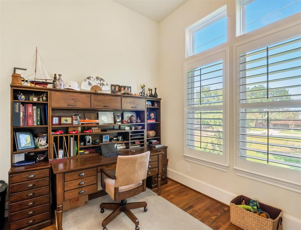 1814 3 Wrenwood Lakes, Houston, Texas 77043, 3 Bedrooms Bedrooms, 9 Rooms Rooms,3 BathroomsBathrooms,Single-family,For Sale,Wrenwood,55870805