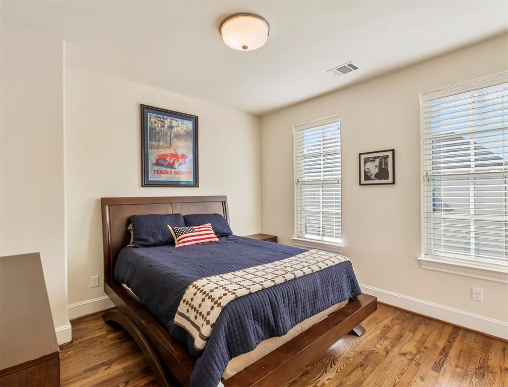 1814 3 Wrenwood Lakes, Houston, Texas 77043, 3 Bedrooms Bedrooms, 9 Rooms Rooms,3 BathroomsBathrooms,Single-family,For Sale,Wrenwood,55870805