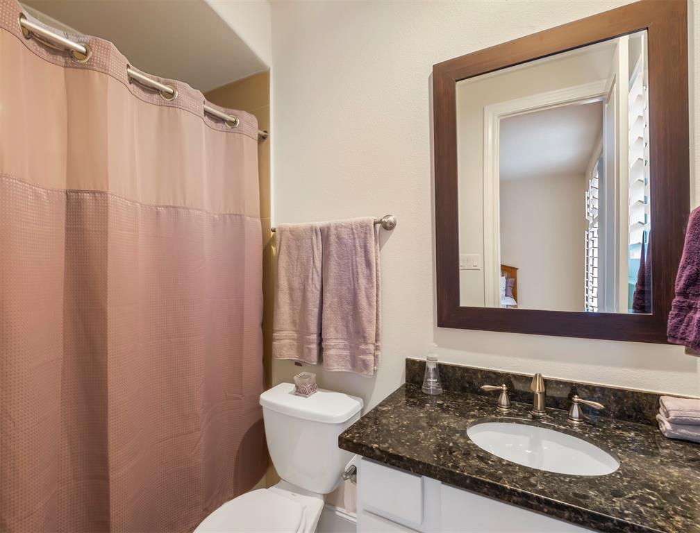 1814 3 Wrenwood Lakes, Houston, Texas 77043, 3 Bedrooms Bedrooms, 9 Rooms Rooms,3 BathroomsBathrooms,Single-family,For Sale,Wrenwood,55870805