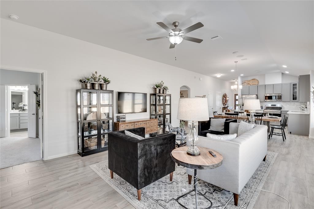 6838 1 Escondido Drive, Rosharon, Texas 77583, 4 Bedrooms Bedrooms, 7 Rooms Rooms,2 BathroomsBathrooms,Single-family,For Sale,Escondido Drive,88614122