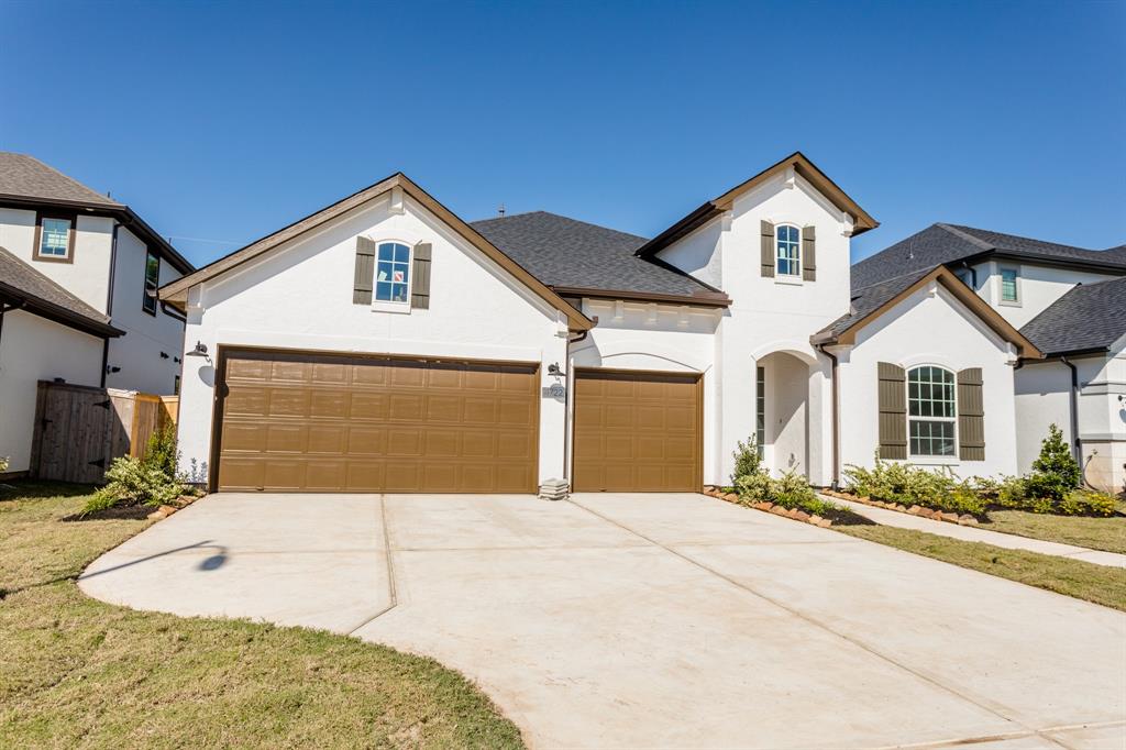 4722 1 Clear Creek Drive, Sugar Land, Texas 77479, 4 Bedrooms Bedrooms, 10 Rooms Rooms,3 BathroomsBathrooms,Single-family,For Sale,Clear Creek,79660953