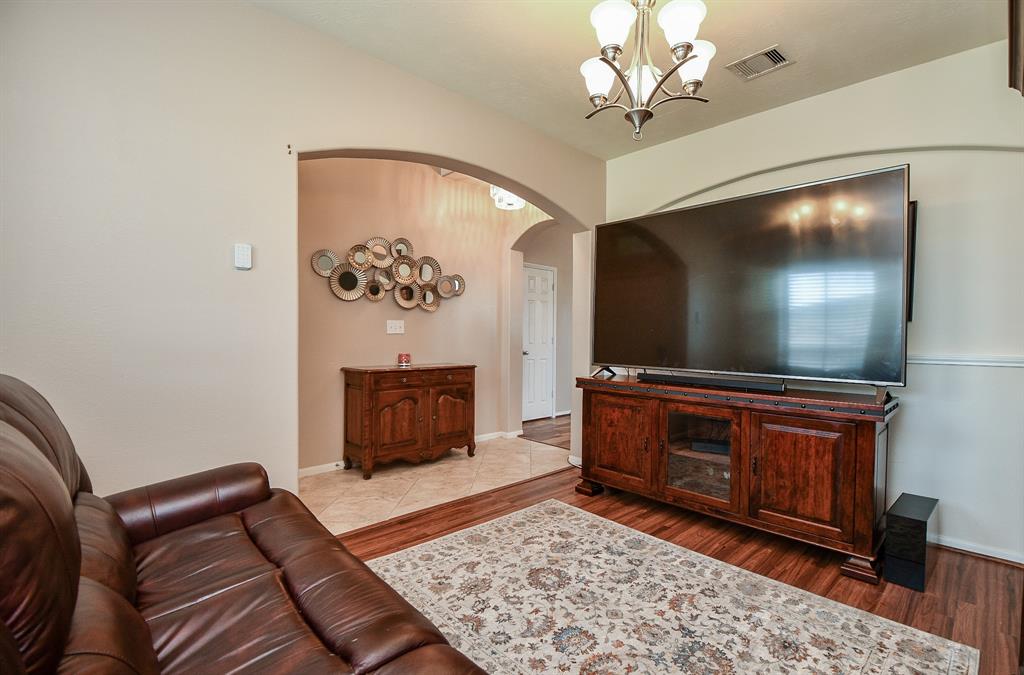 15015 2 Sunset Willow Drive, Humble, Texas 77346, 4 Bedrooms Bedrooms, 8 Rooms Rooms,3 BathroomsBathrooms,Single-family,For Sale,Sunset Willow,52902156
