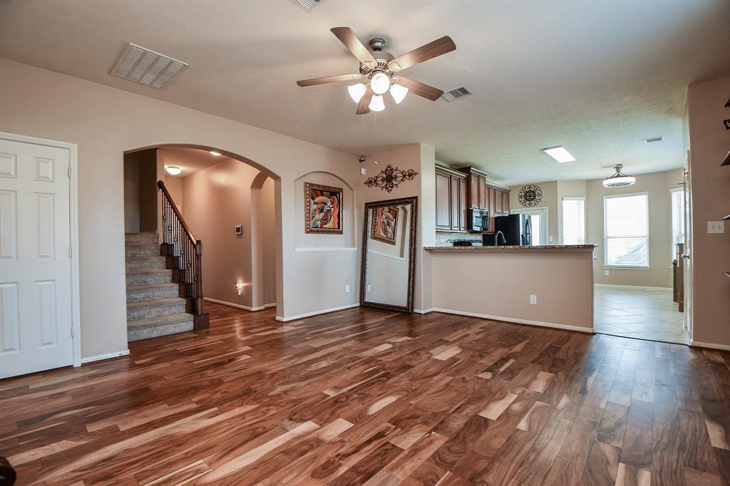 15015 2 Sunset Willow Drive, Humble, Texas 77346, 4 Bedrooms Bedrooms, 8 Rooms Rooms,3 BathroomsBathrooms,Single-family,For Sale,Sunset Willow,52902156
