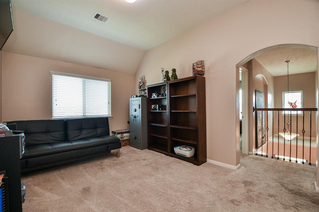 15015 2 Sunset Willow Drive, Humble, Texas 77346, 4 Bedrooms Bedrooms, 8 Rooms Rooms,3 BathroomsBathrooms,Single-family,For Sale,Sunset Willow,52902156