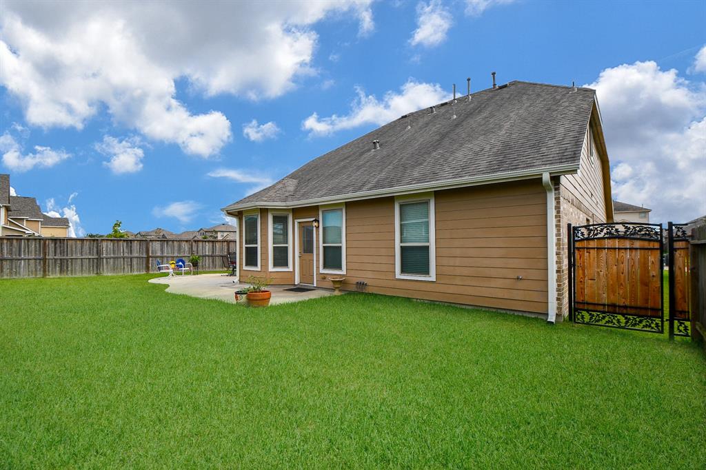 15015 2 Sunset Willow Drive, Humble, Texas 77346, 4 Bedrooms Bedrooms, 8 Rooms Rooms,3 BathroomsBathrooms,Single-family,For Sale,Sunset Willow,52902156