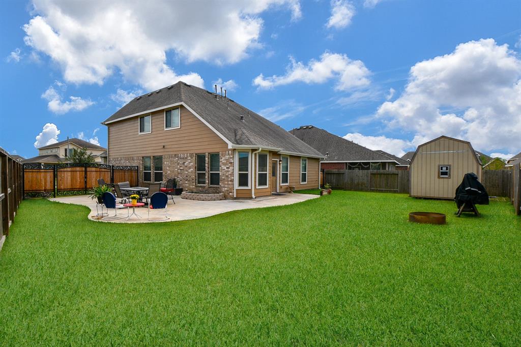 15015 2 Sunset Willow Drive, Humble, Texas 77346, 4 Bedrooms Bedrooms, 8 Rooms Rooms,3 BathroomsBathrooms,Single-family,For Sale,Sunset Willow,52902156