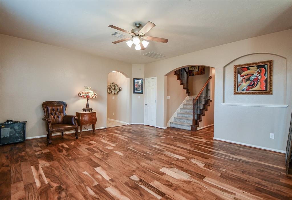 15015 2 Sunset Willow Drive, Humble, Texas 77346, 4 Bedrooms Bedrooms, 8 Rooms Rooms,3 BathroomsBathrooms,Single-family,For Sale,Sunset Willow,52902156