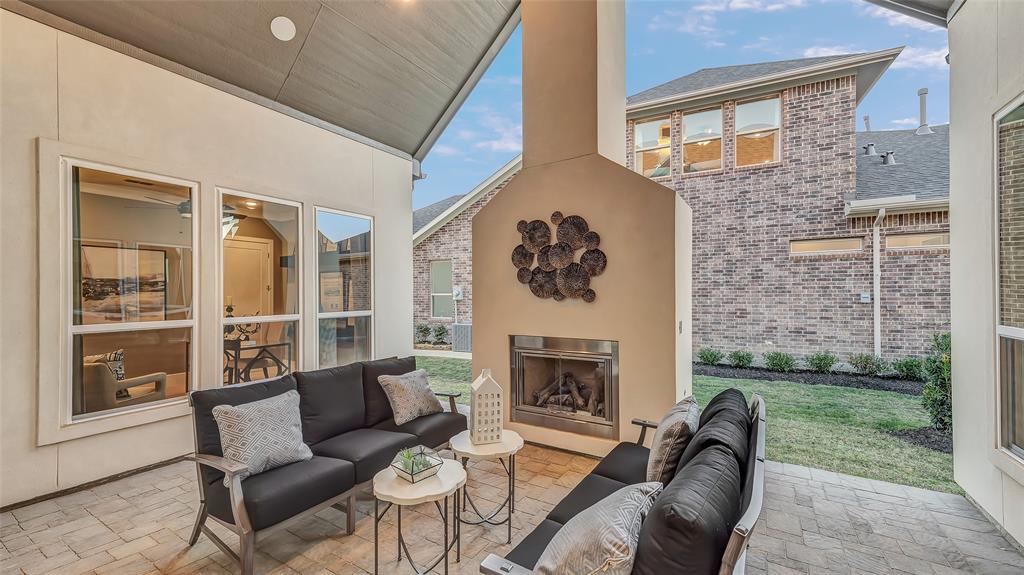5706 1 Pedernales Bend Lane, Fulshear, Texas 77441, 3 Bedrooms Bedrooms, 6 Rooms Rooms,2 BathroomsBathrooms,Single-family,For Sale,Pedernales Bend,51261773