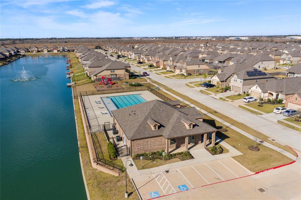 24818 2 Bastiani Canvas Lane, Katy, Texas 77493, 4 Bedrooms Bedrooms, 8 Rooms Rooms,2 BathroomsBathrooms,Single-family,For Sale,Bastiani Canvas,78793303