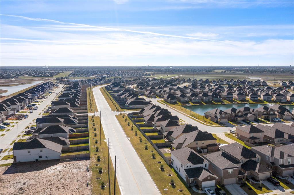 24818 2 Bastiani Canvas Lane, Katy, Texas 77493, 4 Bedrooms Bedrooms, 8 Rooms Rooms,2 BathroomsBathrooms,Single-family,For Sale,Bastiani Canvas,78793303
