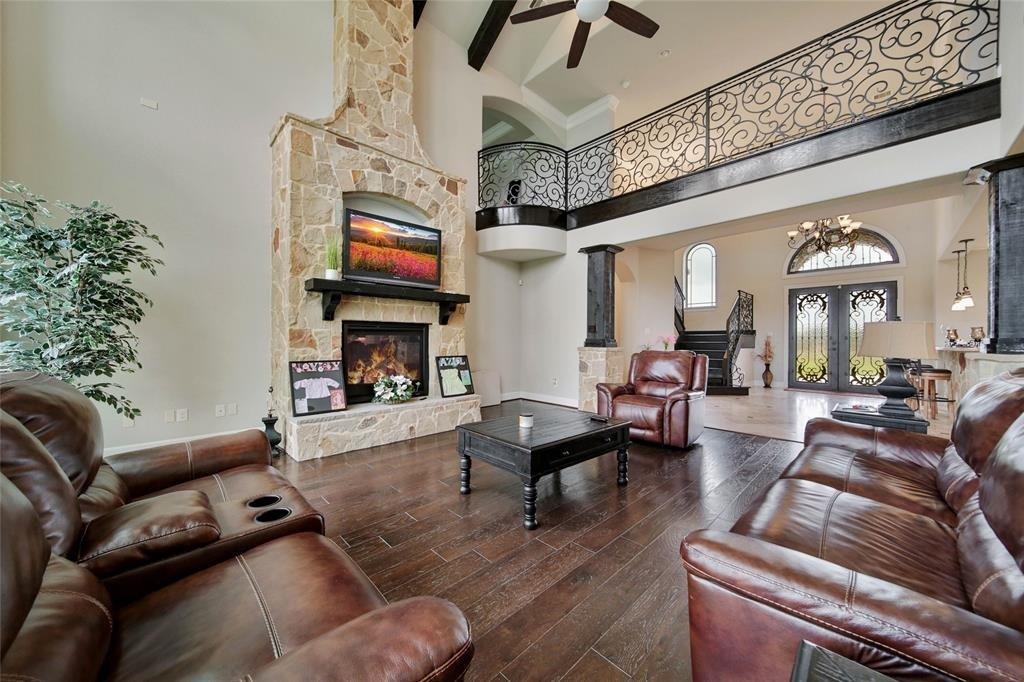 5210 2 Walters Road, Richmond, Texas 77469, 4 Bedrooms Bedrooms, 9 Rooms Rooms,3 BathroomsBathrooms,Single-family,For Sale,Walters,58918809