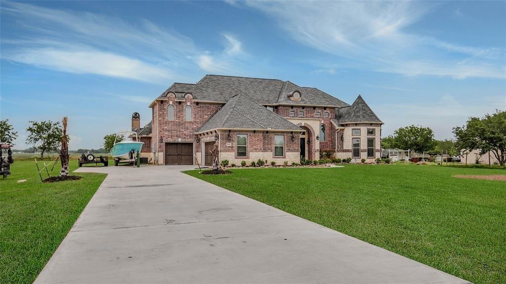 5210 2 Walters Road, Richmond, Texas 77469, 4 Bedrooms Bedrooms, 9 Rooms Rooms,3 BathroomsBathrooms,Single-family,For Sale,Walters,58918809