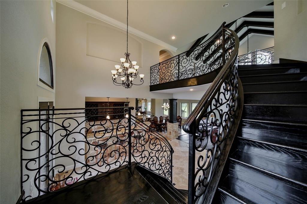 5210 2 Walters Road, Richmond, Texas 77469, 4 Bedrooms Bedrooms, 9 Rooms Rooms,3 BathroomsBathrooms,Single-family,For Sale,Walters,58918809