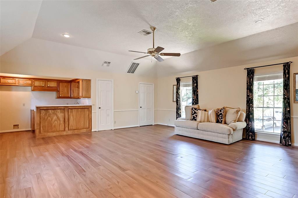 1402 2 Dominion Drive, Katy, Texas 77450, 4 Bedrooms Bedrooms, 10 Rooms Rooms,3 BathroomsBathrooms,Single-family,For Sale,Dominion,40403518