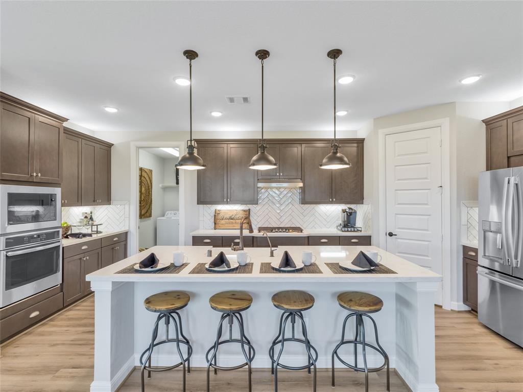 295 2 Kara Mist Court, La Porte, Texas 77571, 4 Bedrooms Bedrooms, 10 Rooms Rooms,3 BathroomsBathrooms,Single-family,For Sale,Kara Mist,74966763