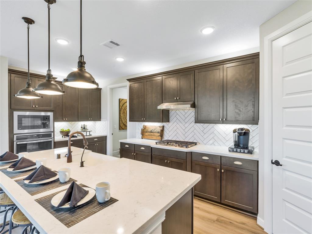 295 2 Kara Mist Court, La Porte, Texas 77571, 4 Bedrooms Bedrooms, 10 Rooms Rooms,3 BathroomsBathrooms,Single-family,For Sale,Kara Mist,74966763
