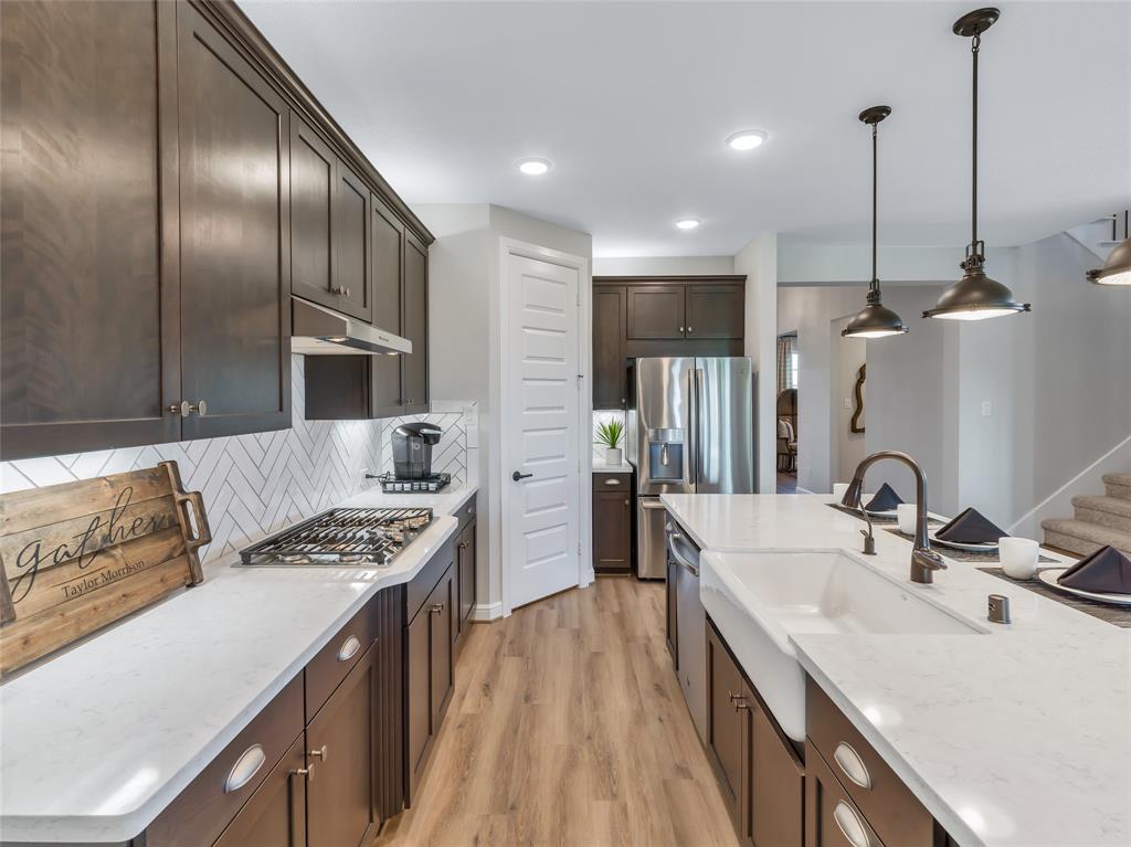 295 2 Kara Mist Court, La Porte, Texas 77571, 4 Bedrooms Bedrooms, 10 Rooms Rooms,3 BathroomsBathrooms,Single-family,For Sale,Kara Mist,74966763
