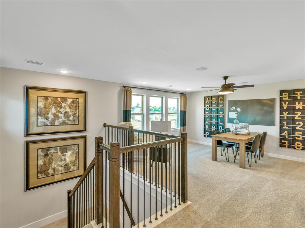 295 2 Kara Mist Court, La Porte, Texas 77571, 4 Bedrooms Bedrooms, 10 Rooms Rooms,3 BathroomsBathrooms,Single-family,For Sale,Kara Mist,74966763