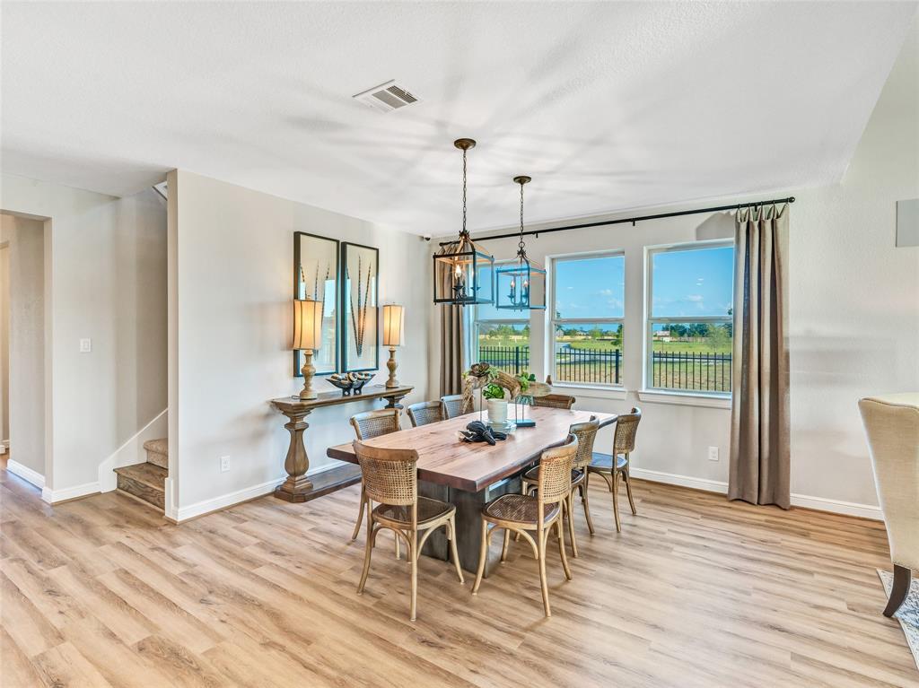 295 2 Kara Mist Court, La Porte, Texas 77571, 4 Bedrooms Bedrooms, 10 Rooms Rooms,3 BathroomsBathrooms,Single-family,For Sale,Kara Mist,74966763