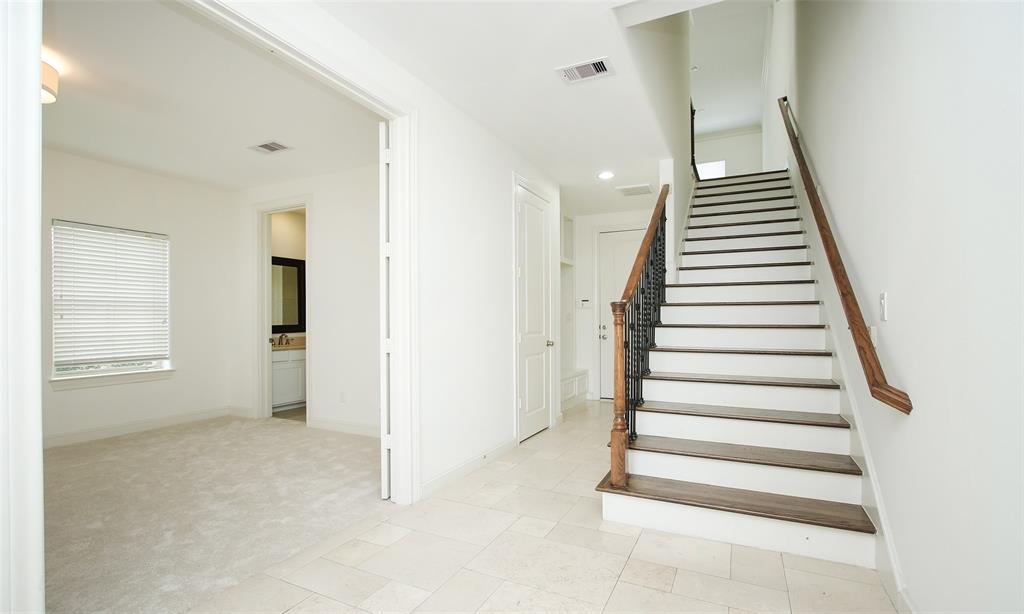 2027 3 Fannin Station, Houston, Texas 77045, 3 Bedrooms Bedrooms, 3 Rooms Rooms,3 BathroomsBathrooms,Townhouse/condo,For Sale,Fannin Station,4906915