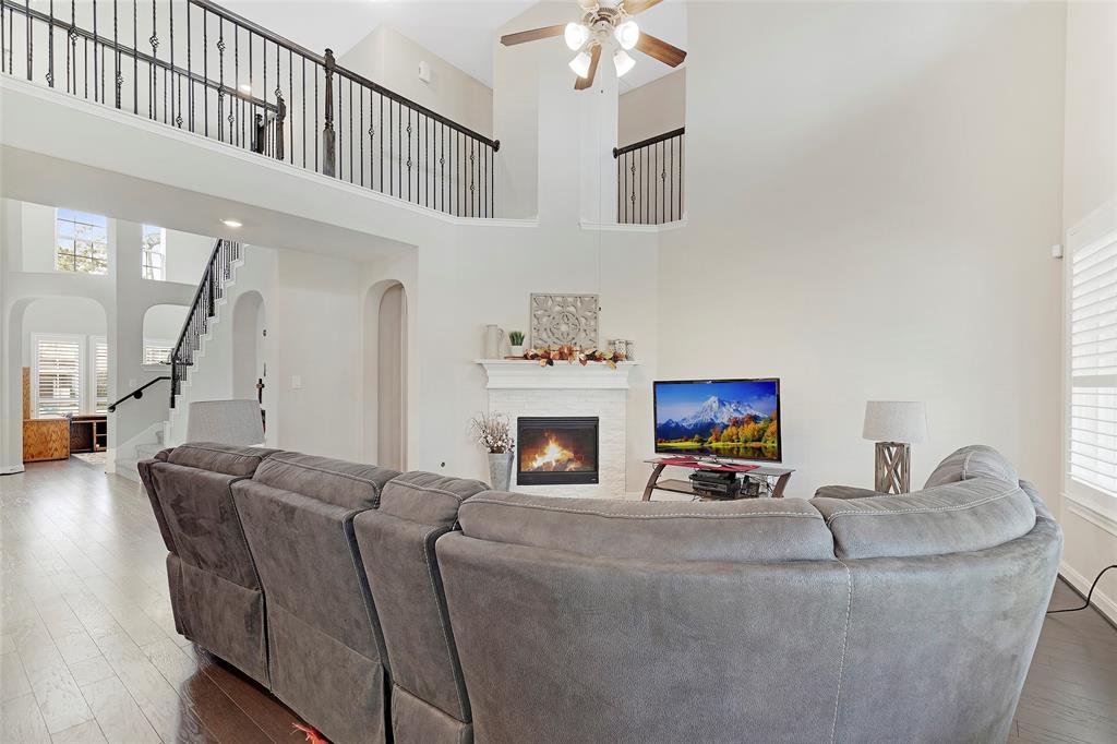 17108 2 Numid Lake Court, Houston, Texas 77044, 4 Bedrooms Bedrooms, 11 Rooms Rooms,3 BathroomsBathrooms,Single-family,For Sale,Numid Lake,65214378