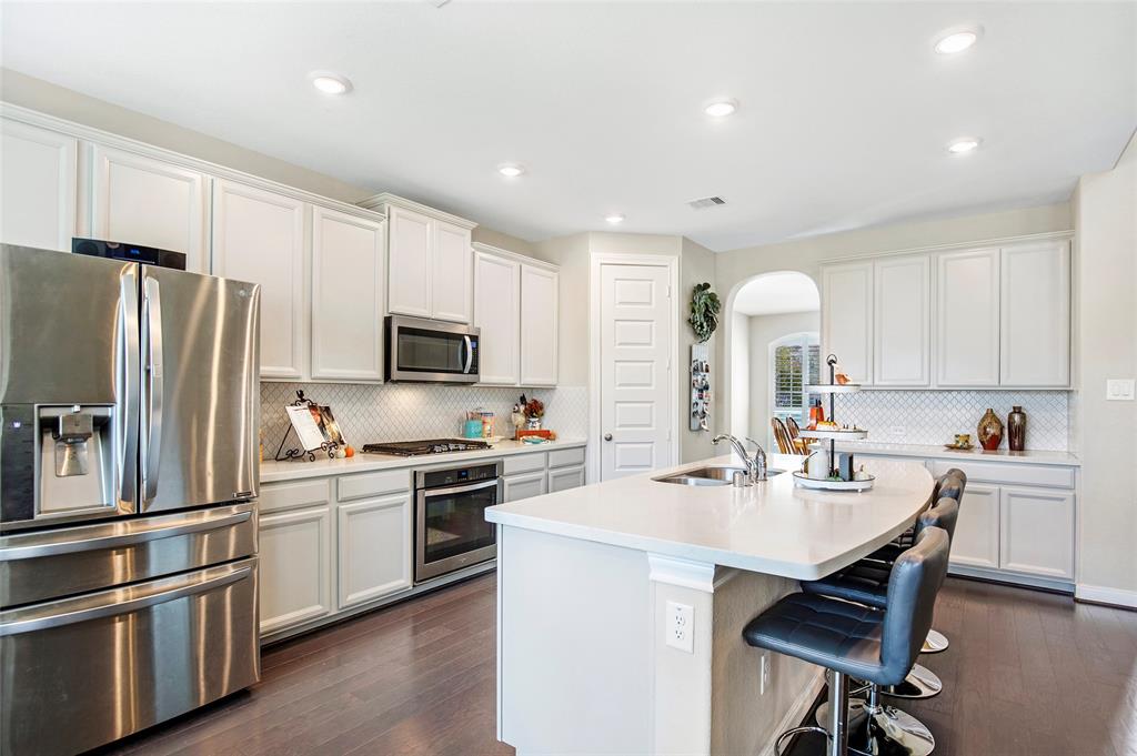 17108 2 Numid Lake Court, Houston, Texas 77044, 4 Bedrooms Bedrooms, 11 Rooms Rooms,3 BathroomsBathrooms,Single-family,For Sale,Numid Lake,65214378