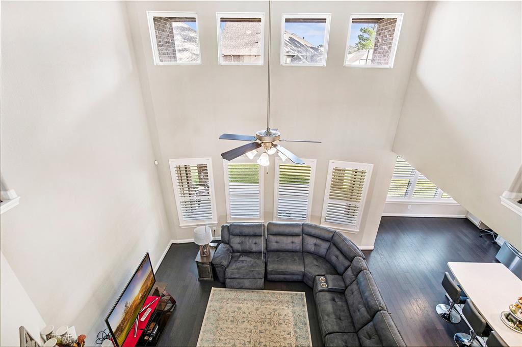17108 2 Numid Lake Court, Houston, Texas 77044, 4 Bedrooms Bedrooms, 11 Rooms Rooms,3 BathroomsBathrooms,Single-family,For Sale,Numid Lake,65214378