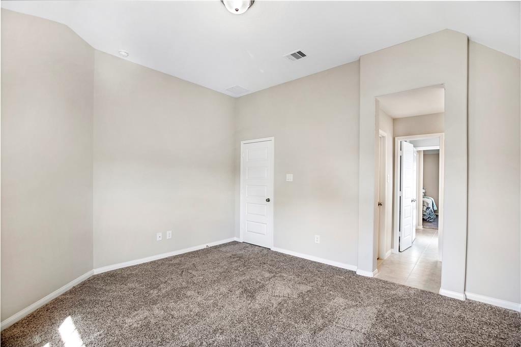 17108 2 Numid Lake Court, Houston, Texas 77044, 4 Bedrooms Bedrooms, 11 Rooms Rooms,3 BathroomsBathrooms,Single-family,For Sale,Numid Lake,65214378