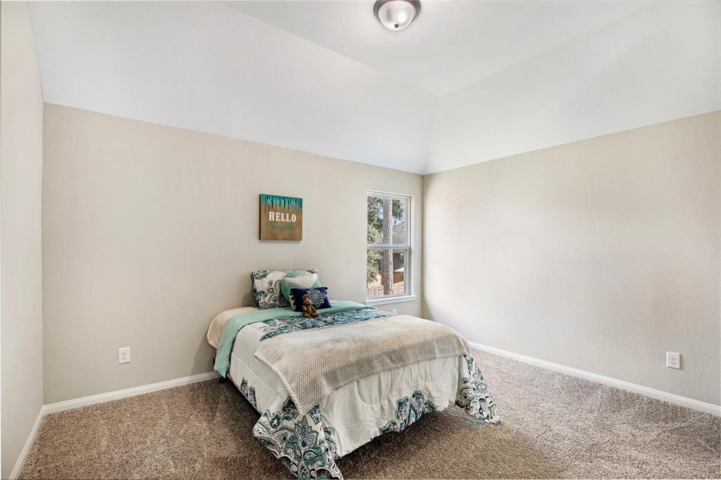 17108 2 Numid Lake Court, Houston, Texas 77044, 4 Bedrooms Bedrooms, 11 Rooms Rooms,3 BathroomsBathrooms,Single-family,For Sale,Numid Lake,65214378