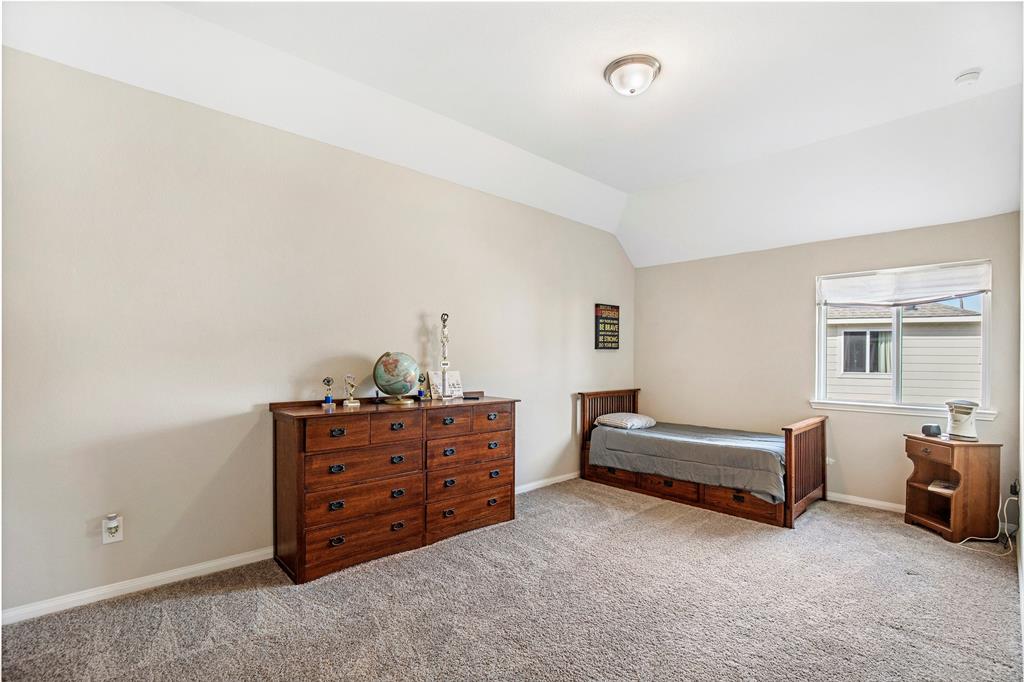 17108 2 Numid Lake Court, Houston, Texas 77044, 4 Bedrooms Bedrooms, 11 Rooms Rooms,3 BathroomsBathrooms,Single-family,For Sale,Numid Lake,65214378